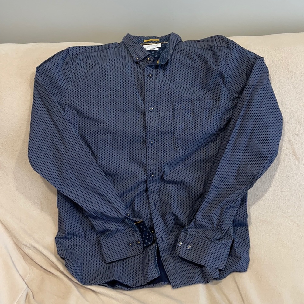 Men’s Button down